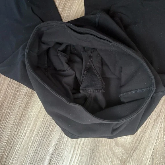 Lululemon Groove high rise flared pant/ leggings - Picture 11 of 11